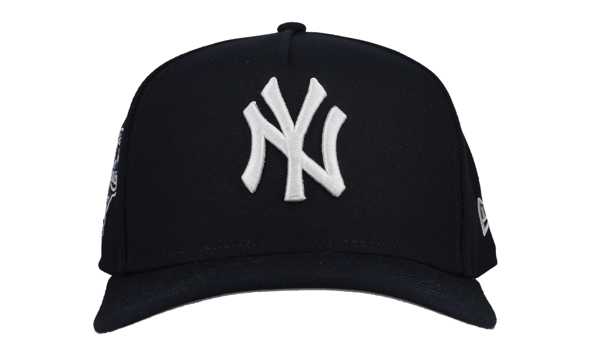 9FIFTY New York Yankees 2000 Team Color A Frame Snapback Hat "Black (Grey Brim)" NE480