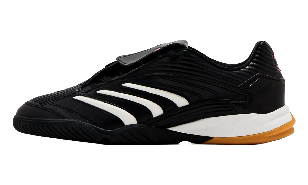 Predator Sala WMNS "Core Black / Cloud White / Lucid Pink" JR1638