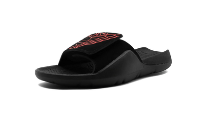 Jordan Hydro 7 "BLACK / UNIVERSITY RED-BLACK" AA2517 062