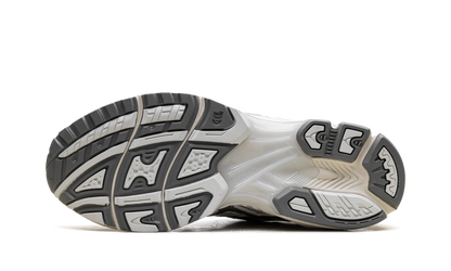 GEL-NIMBUS 10.1 "White/Airy Blue" 1203A761 102