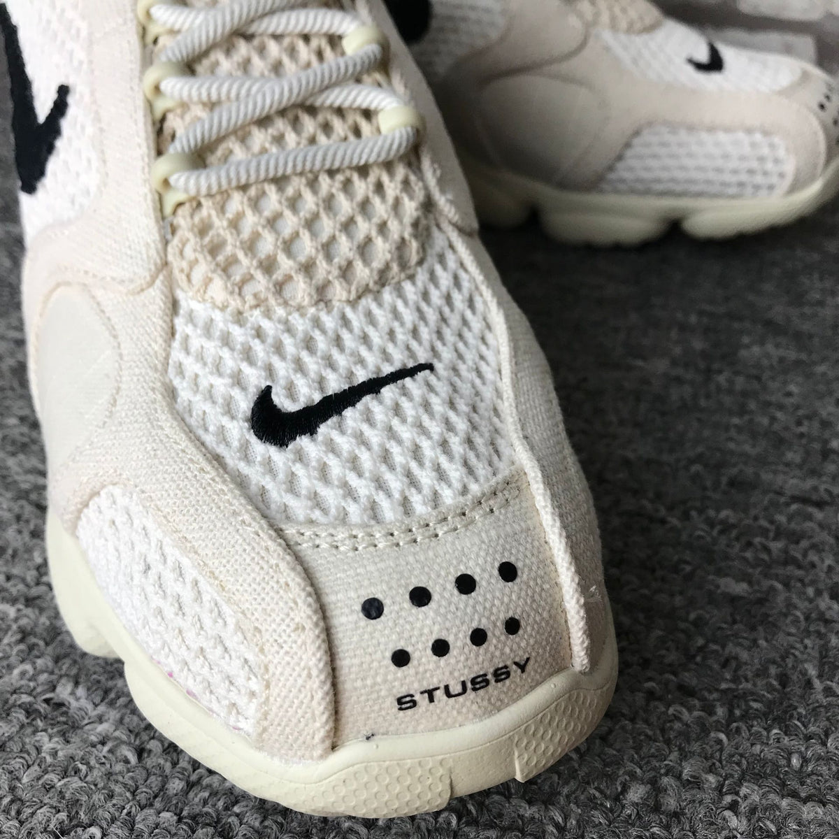 Zoom Spiridon Cage 2 Stussy Fossil