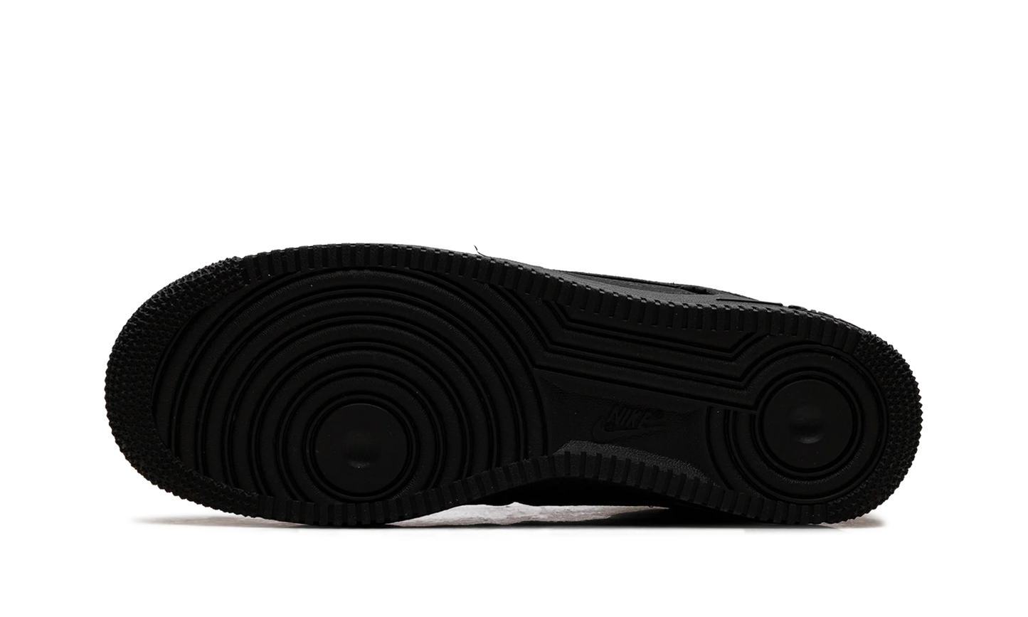 Nike Air Force 1 "Valentine's Day - Triple Black (2026)" IB6836 001