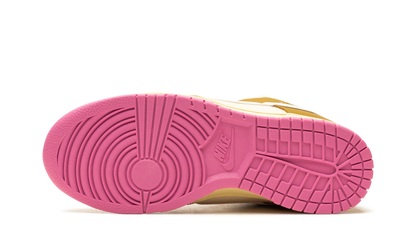 DUNK LO SE WMNS"Dance - Bronzine Pink" FD8683 700