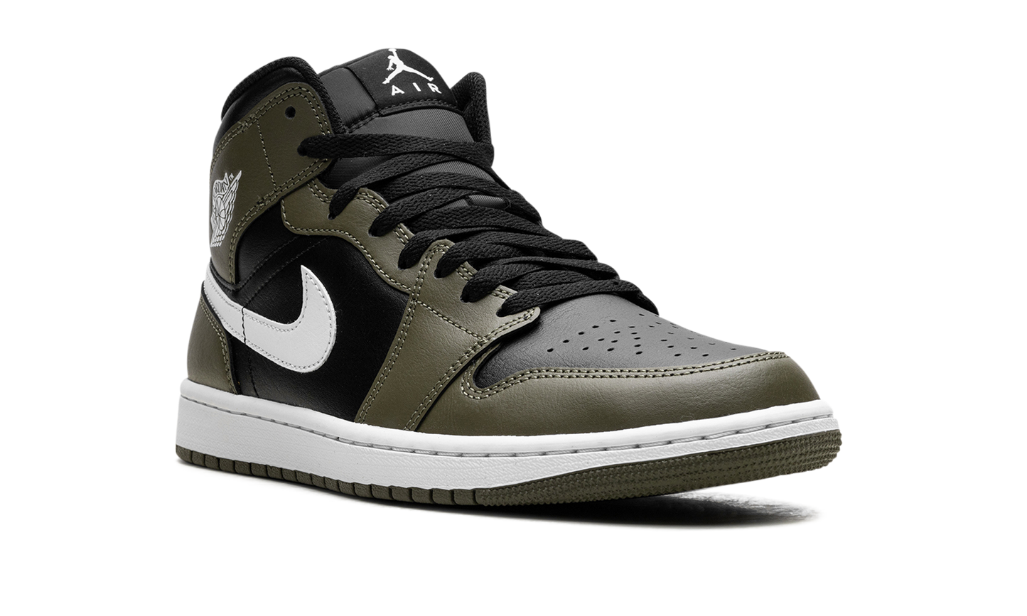 1 Mid "Olive Sail" DQ8426 092