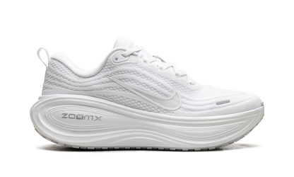 Vomero Plus WMNS"Triple White" HV8154 102