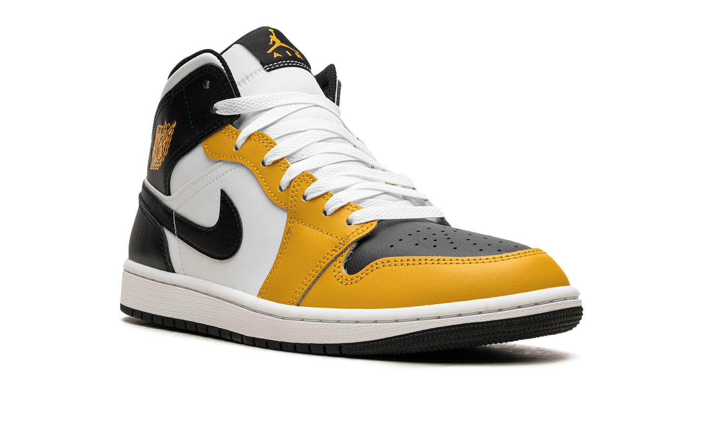 1 Mid "Yellow Ochre" DQ8426 701