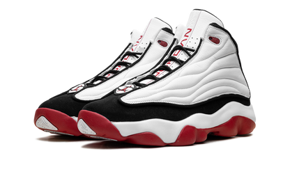 Pro Strong "White Black Gym Red" DC8418 116