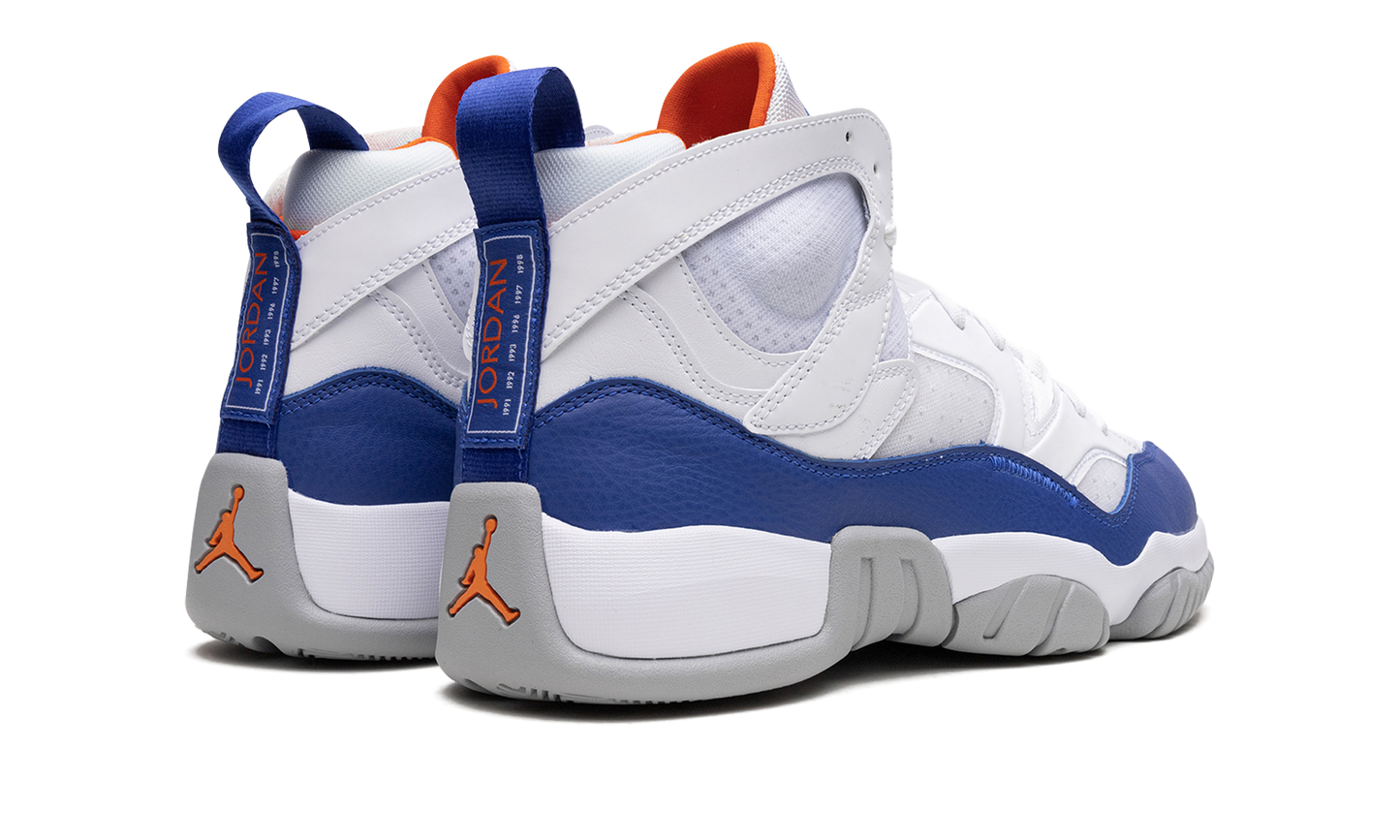 Two Trey "New York Knicks" DO1925 148