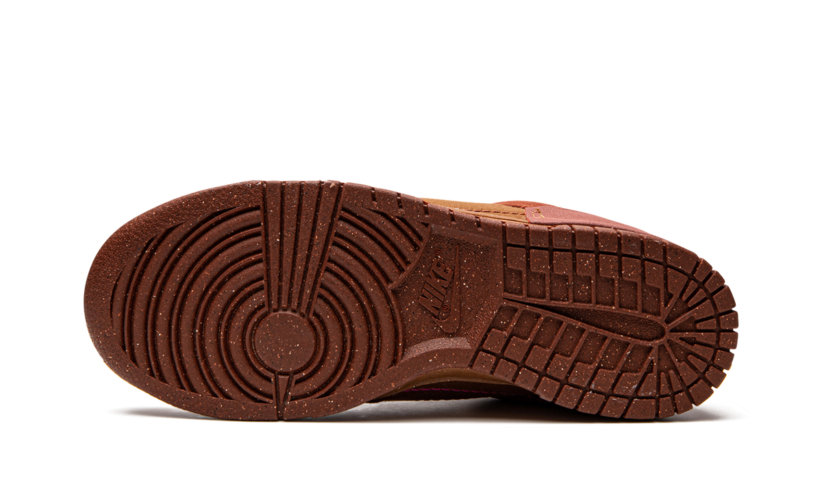DUNK LO DISRUPT 2 MNS WMNS"Desert Bronze" DH4402 200