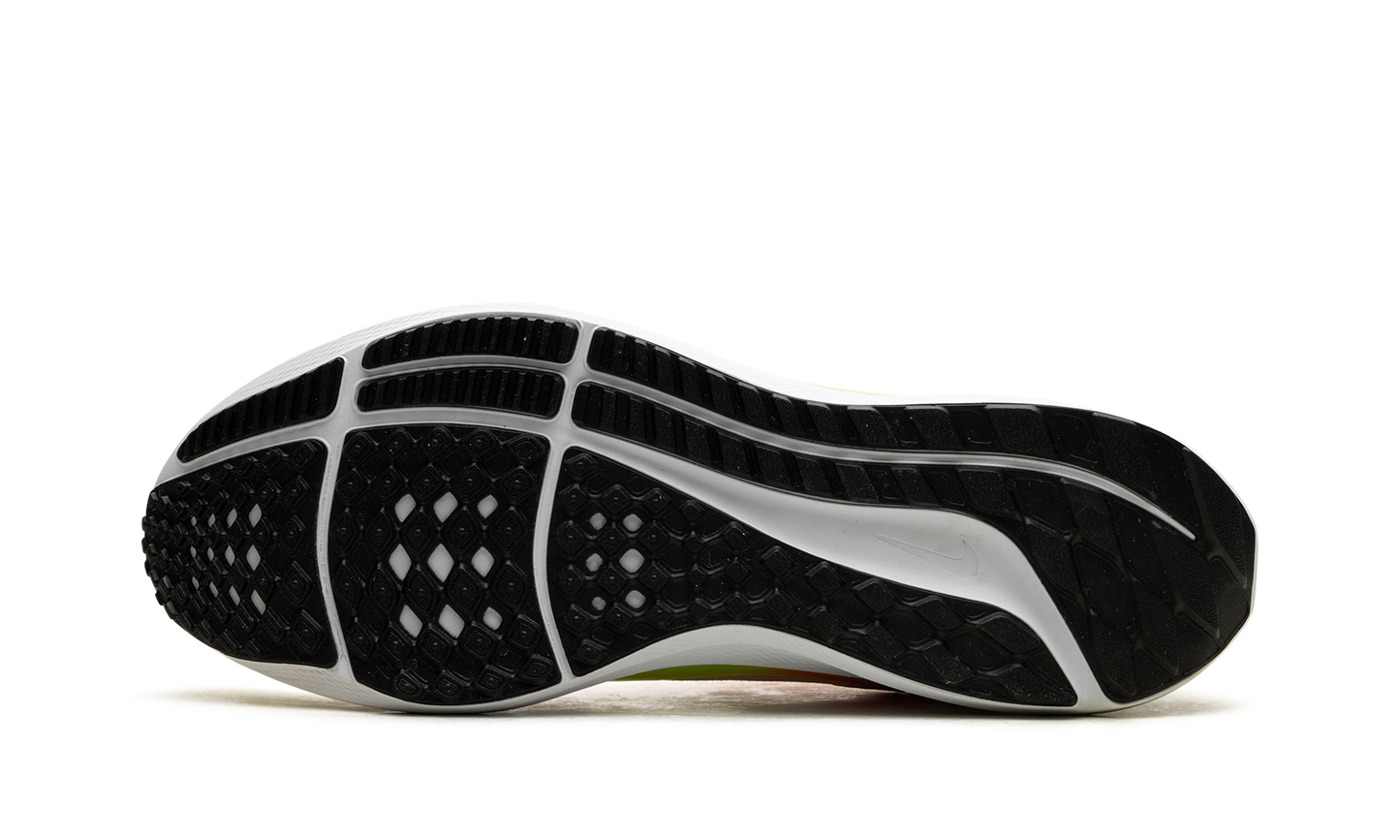 AIR ZOOM PEGASUS 40 WMNS"Coconut Milk Lime" DV3853 101