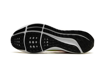 AIR ZOOM PEGASUS 40 WMNS"Coconut Milk Lime" DV3853 101