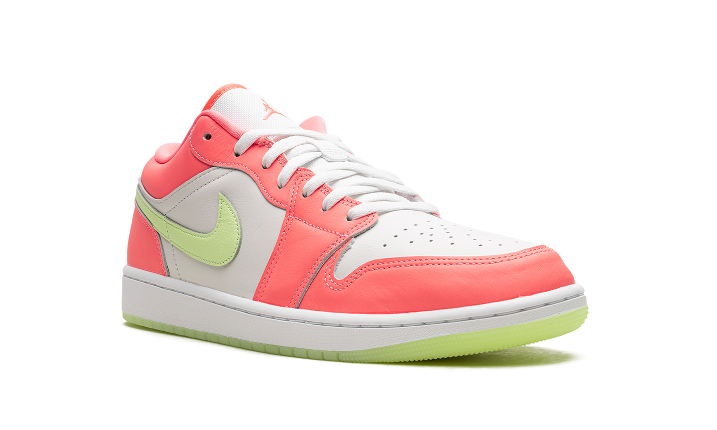 1 Low SE "Lava Glow" FN6772 671