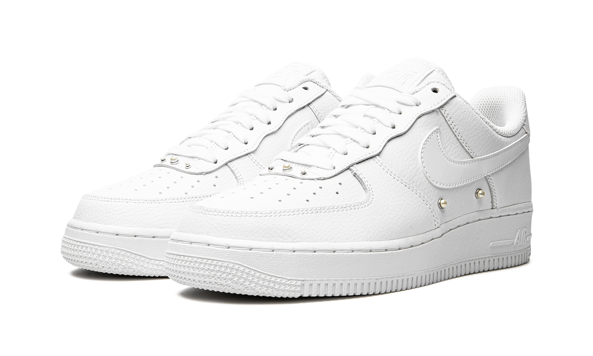AIR FORCE 1 LO MNS WMNS"Pearls" DQ0231 100