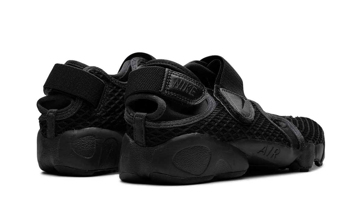 Air Rift WMNS"Off-Noir" HM8288 001