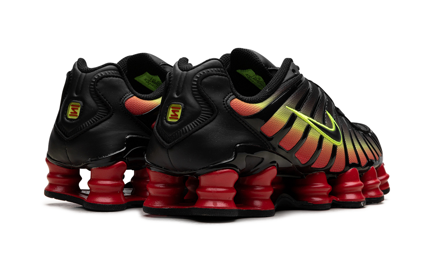 Shox TL WMNS"Volt Fire Red" HJ9609 001