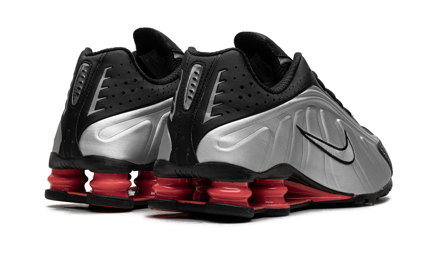 Shox R4 WMNS"OG (2025)" AR3565 011