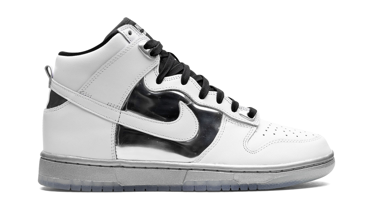 Dunk High SE WMNS"Chrome" DX5928 100
