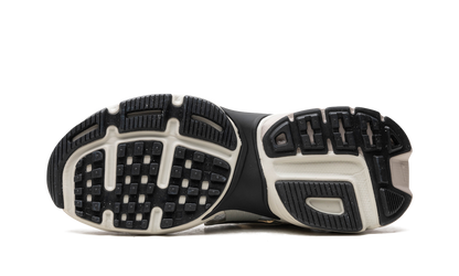 V2K Run WMNS"Pure Platinum/ Chrome" FN6703 002