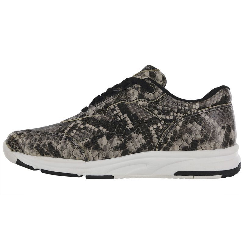 Women's Tour II Lace Up Sneaker in Mamba