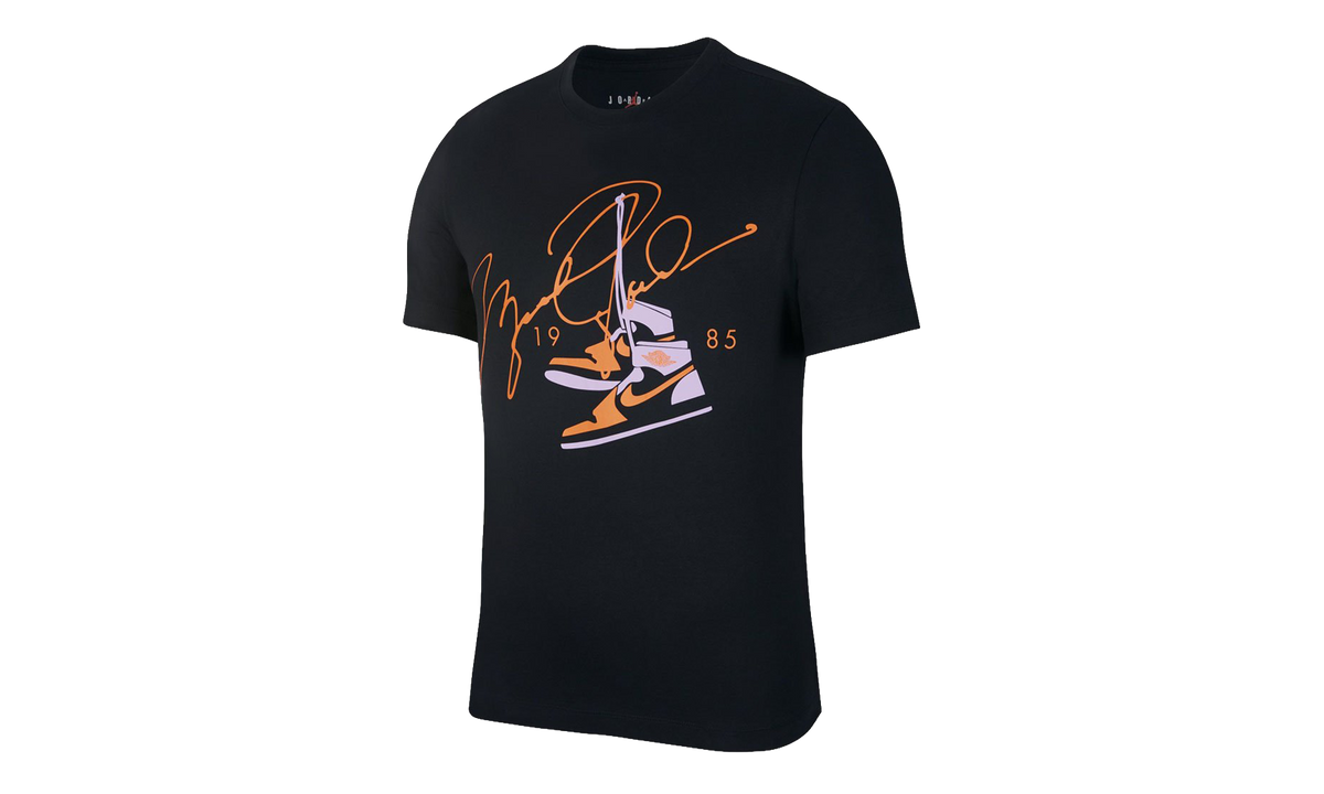 AJ85 Signature Short Sleeve Tee "Black / Red" BQ5538 010