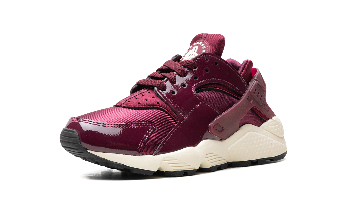 Air Huarache WMNS"BEETROOT" DQ8584 600