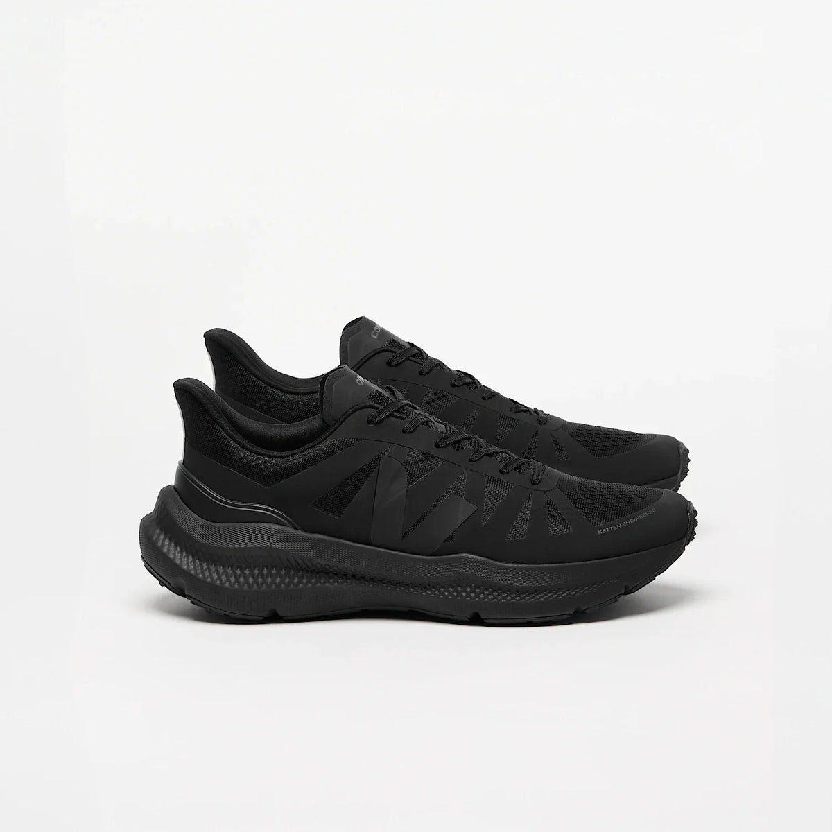 Women's Condor 3 Advanced Engineered-Mesh in Full-Black