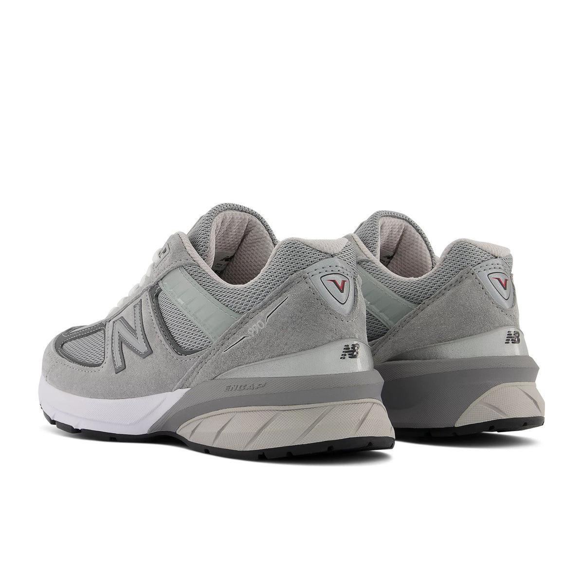 Women's 990v5