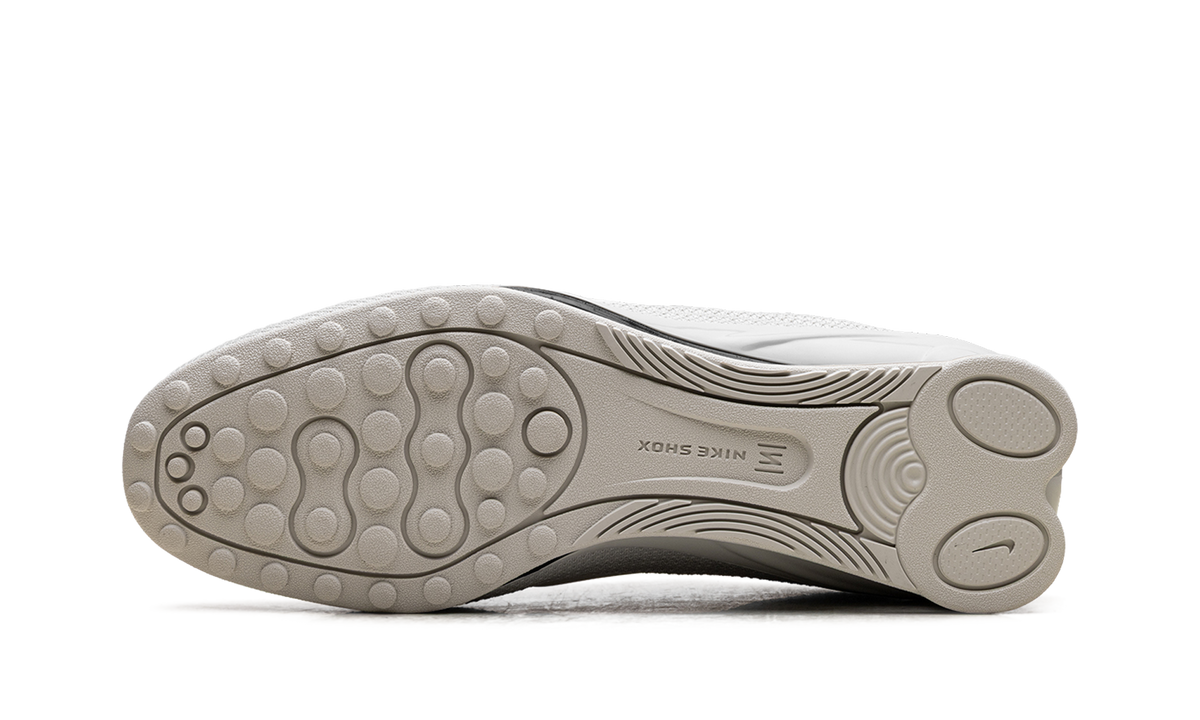 Shox Z WMNS"Phantom" HQ7540 004