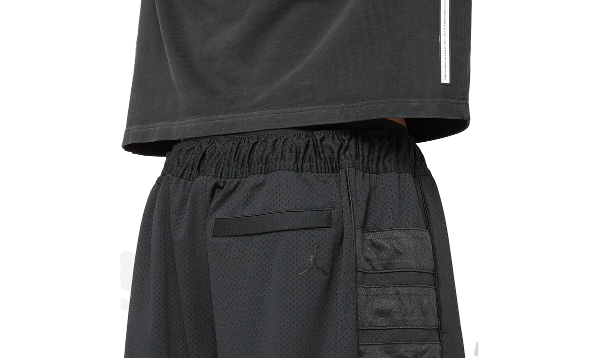 Cat Scratch Shorts "Infinite Archives - Black" HV8680 010