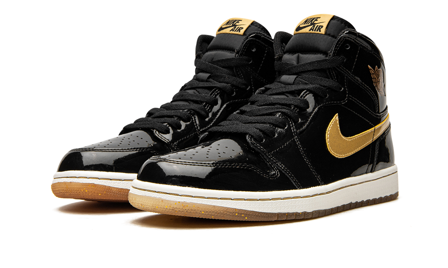 1 Retro High OG "Black/Metallic Gold"