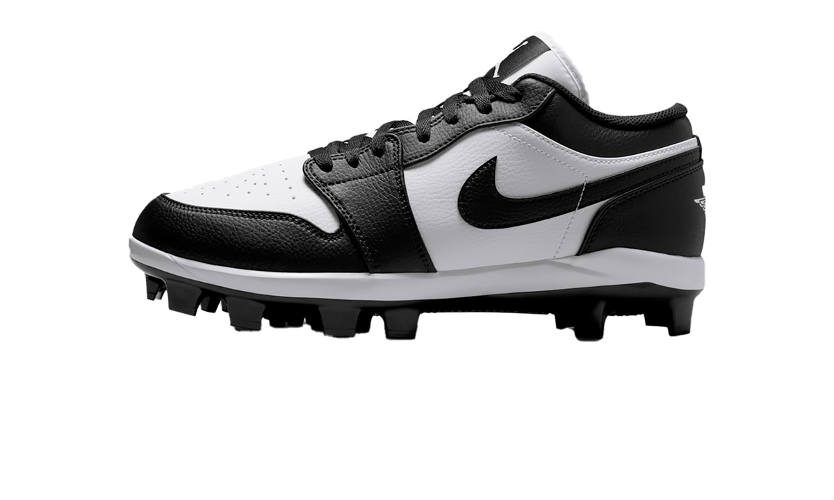 1 Low MCS Cleats "Panda" CJ8524 102