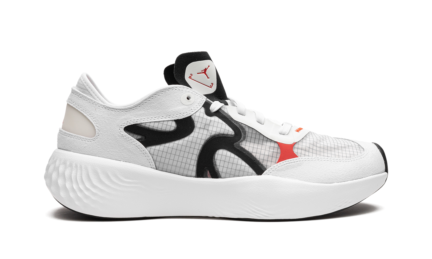 Delta 3 Low "White" DN2647 160