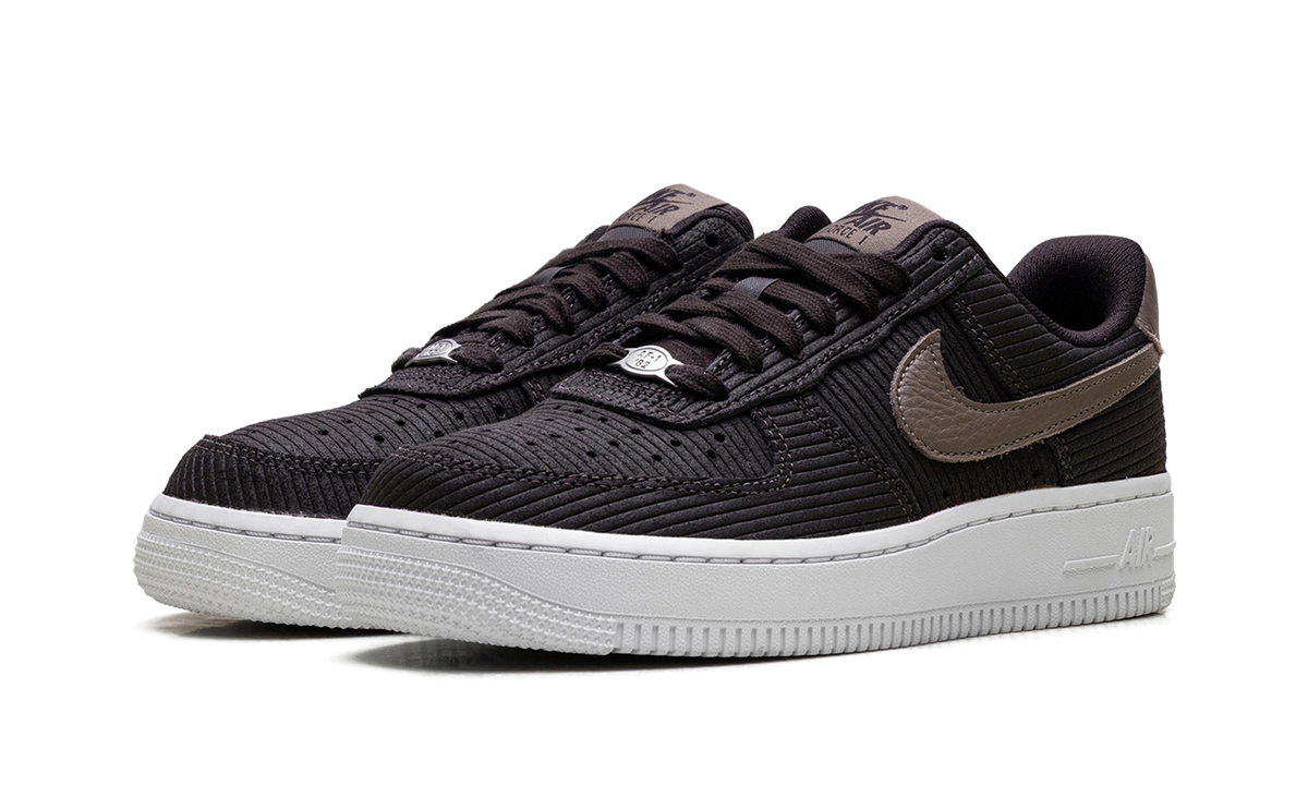 Air Force 1'07 WMNS"Corduroy Velvet Brown" IM6533 200